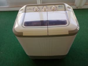 Adventuridge Portable Washing Machine