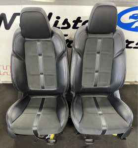 COMMODORE VF S2 SV6 SS LEATHER / SUEDE FRONT SEATS