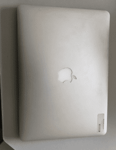 MacBook Air 13 in Excellent Condition