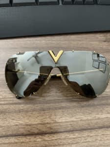 Louis Vuitton Z1741U Cyclone Sport Mask Sunglasses, Black, One Size