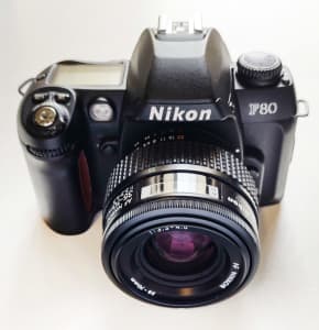 Nikon F80 35mm SLR Camera Nikkor 35-70mm/3.5 AF Zoom lens