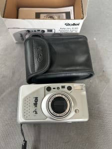 Rare Rollei Giro 70 35mm camera with box and instructions. Faulty