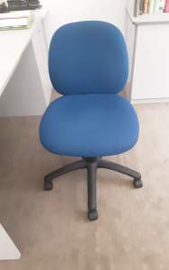 Price dropped. Gas lift seat adjustable office chair on castors.