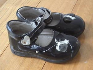 Airflex Toddler Shoes Size 9
