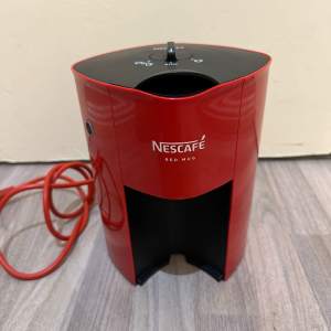 NESCAFE RED MUG INSTANT COFFEE MACHINE WITH MILK FROTHER