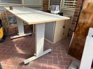 Drafting Standing Workstation
