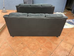 2 leather couches