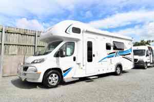 2017 Fiat Jayco Conquest 25-1 Slide Out Island Bed Motorhome 18,104km