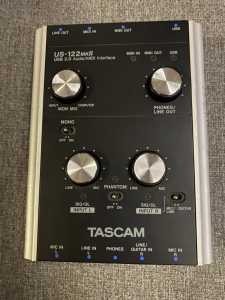 Tascam US-122MKII Audio/MIDI Interface
