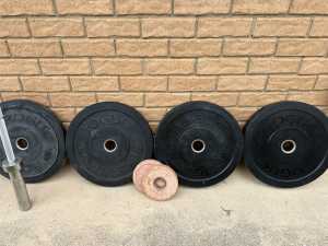 Rogue fitness and alphafit barbell & bumper plates