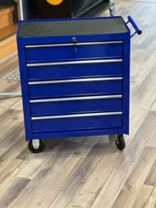 Upgrade Your Workshop for Less! Blue 5-Drawer Trolley On Sale!