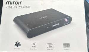 MIROIR M631 Ultra Pro Portable Projector