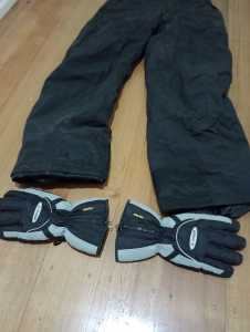 Snow skiing pants 32 & Gloves L