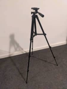 Compact tripod 3 way head- Bought for $369 (Used 3 months)