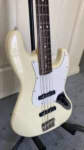 Fender Jazz Bass 1986. Japan
