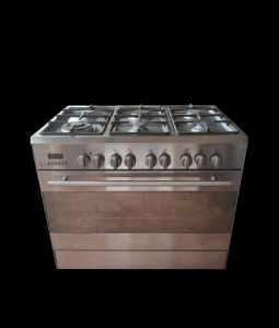 FREE DELIVERY! Khleenmaid 900mm oven in great working condition ONO