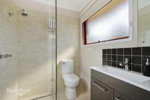 Own Bathroom & Toilet & Fridge & Park, Fully renovated Brand new house