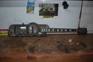 FC HOLDEN ELECTRIC GUITAR