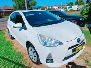Toyota Prius C 2013 - IMMACULATE   12 MONTHS REGO