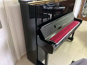 Yamaha Upright piano for sale