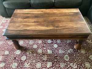 SOLID Rustic Hard Wood Coffee Table with Bolted Ironwork Decoration