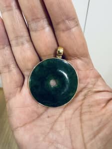 Old Jade pendant with gold