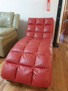 Leather-Look Chaise Chair - Red