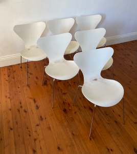 Arne Jacobsen Series 7 chairs designed in 1955