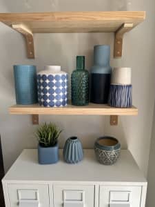 Blue vases and decor pack