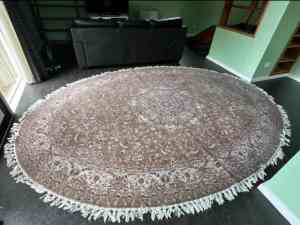 Vintage Carpet 3.5M x 2.6M
