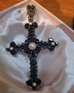 Stash rosary : r/CruelIntentions