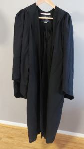 Academic gown / legal gown - unisex - worn once for graduation only