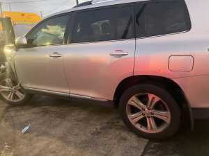 M&R M&R Spare Parts now wrecking 2013 Toyota Kluger