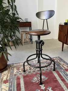 Adjustable leather and metal bar stool