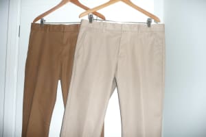 GAP KHAKIS STRAIGHT FIT TAILORED TROUSERS 2 PAIRS 