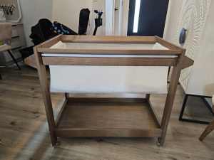 Grotime wood bassinet Cot portable 