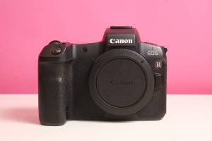 Canon EOS R 30.3 MP Full Frame Mirrorless RF Camera 27K SHUTTERCOUNT