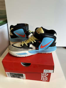 Kids Nike Kyrie Infinity Basketball Shoes Size 2y