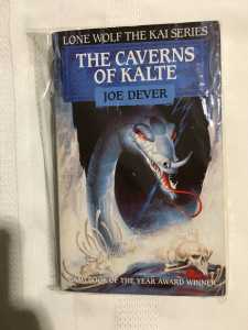 The Caverns of Kalte - Lone Wolf (Joe Dever) Red Fox Edition
