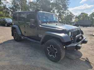 2009 JEEP WRANGLER UNLIMITED SPORT (4x4) 5 SP AUTOMATIC 4D SOFTTOP, 5 