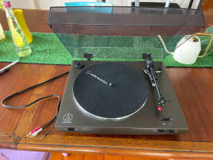 Audio Technica AT-LP2X Automatic Turntable