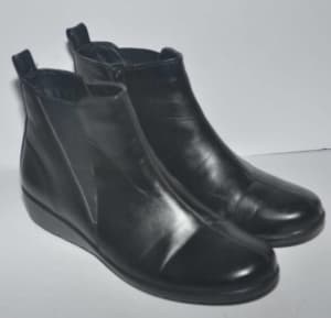 Bulk bundle of shoes & boots size 42 / 11
