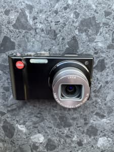 LEICA V-LUX 30 COMPACT DIGITAL CAMERA EXCEPTIONAL CONDITION