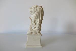 Vintage Paper Weight Merlion Figurine Singapore