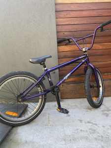Mongoose BMX Purple