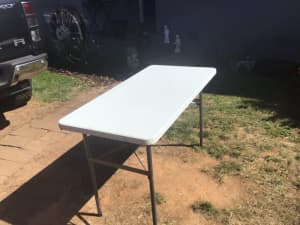 Fold up 4 foot camping table