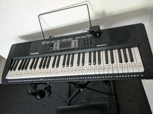 Music keyboard melody 61 