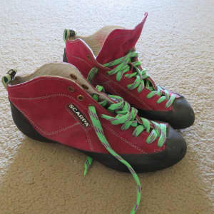 Scarpa Climbing Shoes Size 39 Made in Italy