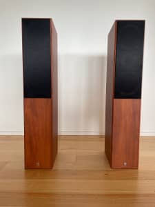 High quality Soniq 505 speakers