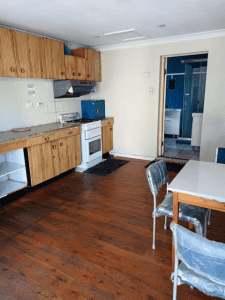 Beautiful 5 bedroom house or single rooms for rent in Hurstville